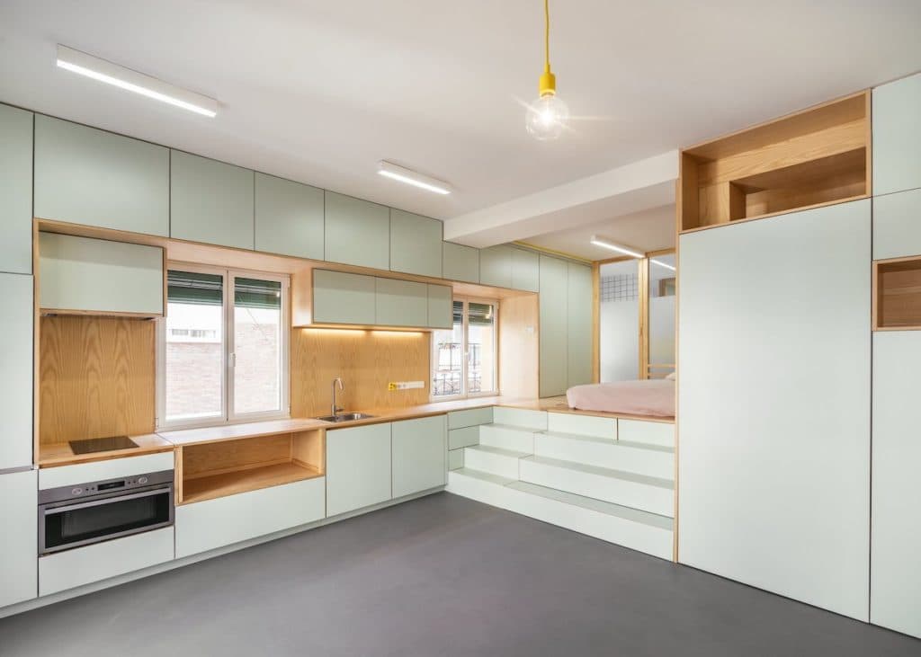 Visite d un 32m2 au coeur de Madrid studio appartement vert menthe aménagé - blog déco - clemaroundthecorner