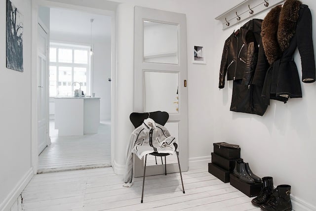 Un intérieur minimaliste. Clem Around The Corner.