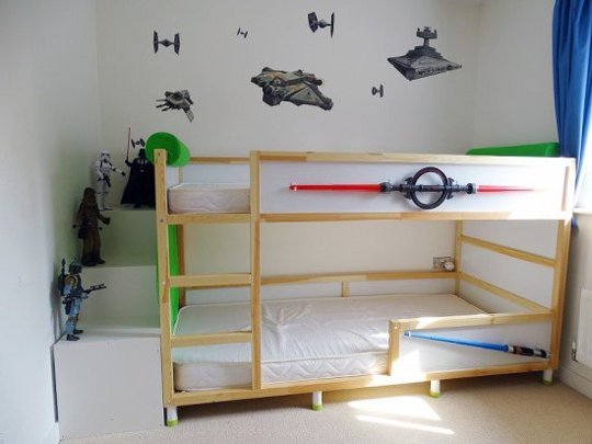 chambre enfant double couchage thème star wars laser vaisseau sticker mural