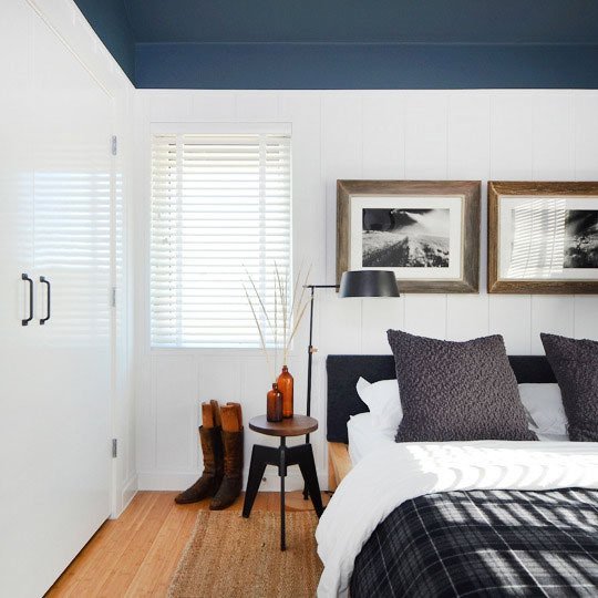 plafond peint en bleu