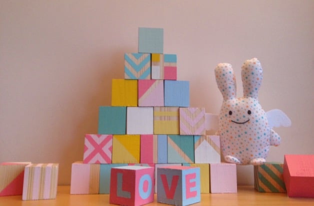 DIY cubes en bois geometriques pour bebe