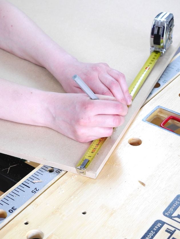 mesurer bois fabriquer en palettes