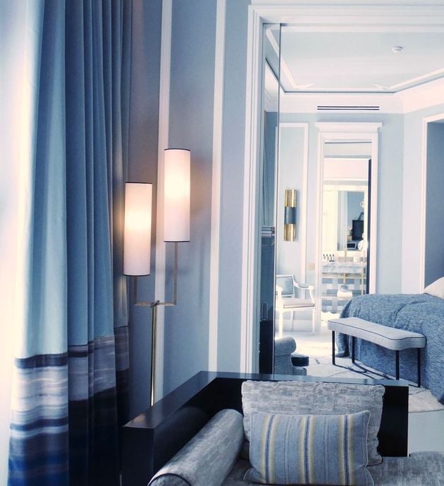 joli salon dans suite nolinski