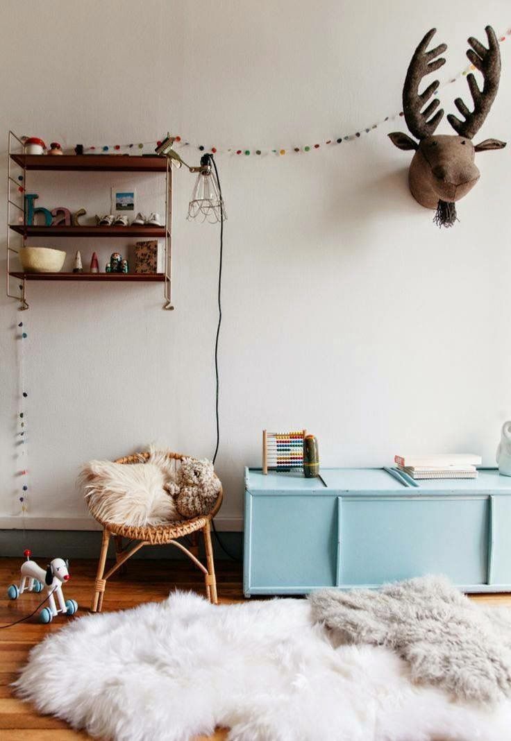 déco tête de cerf murale chambre de bébé trophée peluche