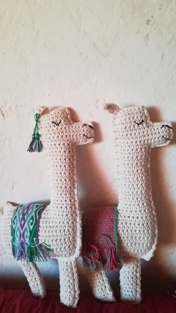 tricot déco lama peluche tradiontionnelle souvenir argentine