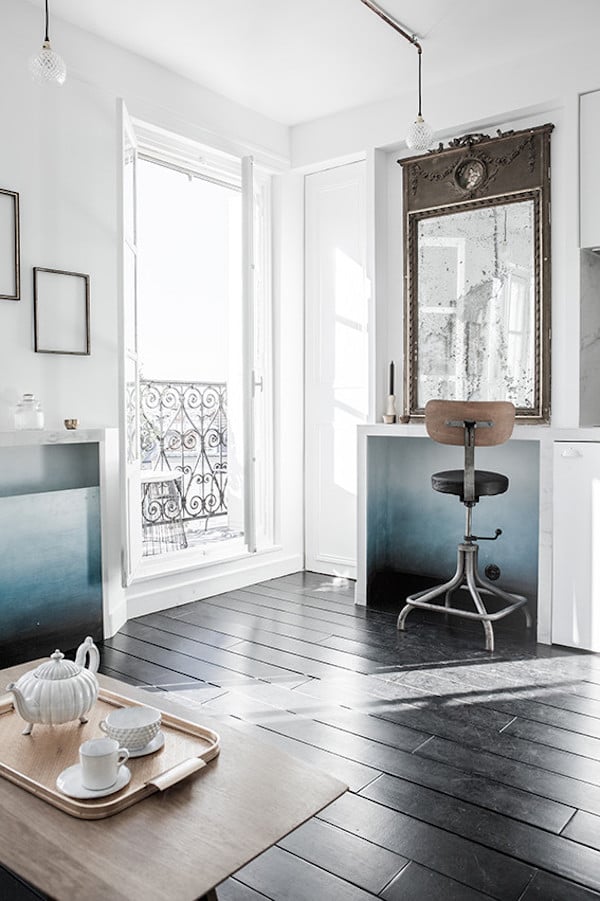 16m2 paris salon bureau balcon separation salle de bain et sejour chambre parquet noir