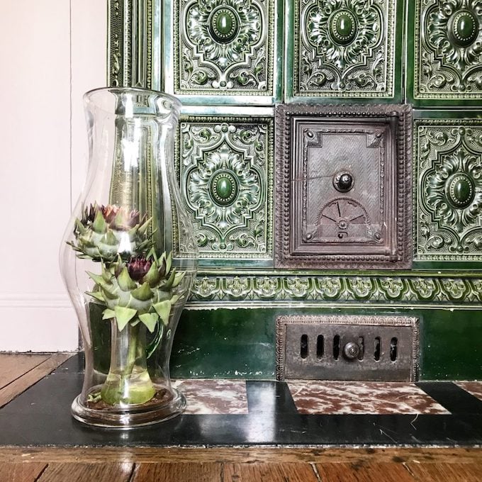 que faire avec un artichaut déco artichaut vert fleur légume bois parquet vase