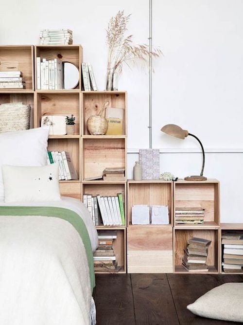 aménager 20m2 chambre tête de lit bibliothèque bois chambre à coucher
