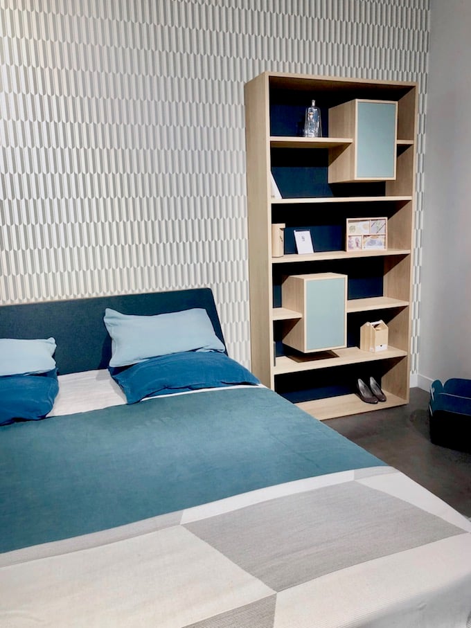 drugeot manufacture made in france design bibliothèque bois camaieu bleu - blog déco - Clem Around The Corner