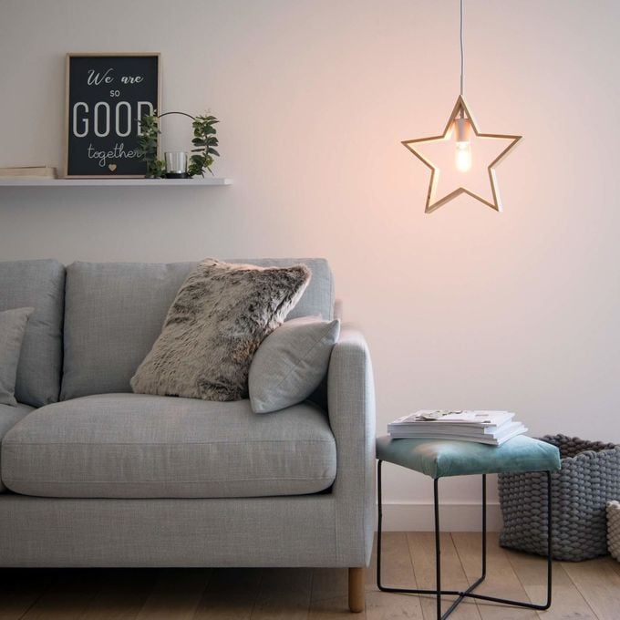passer son appartement en mode hiver lampe suspension étoile blog déco clem around the corner