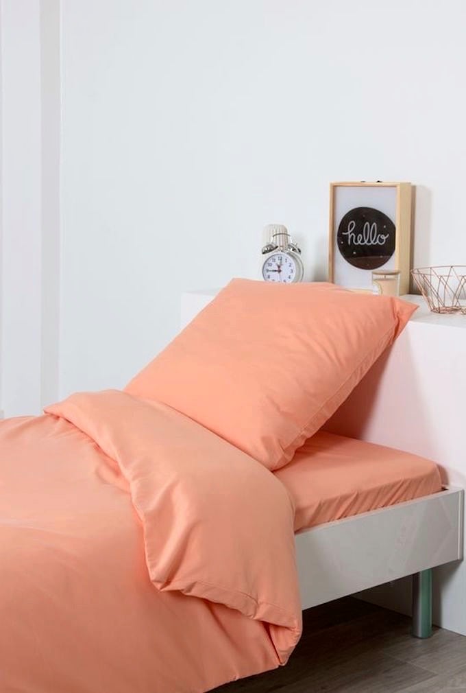 couleur de l'année pantone 2019 living coral linge de lit une place chambre enfant blog déco clem around the corner