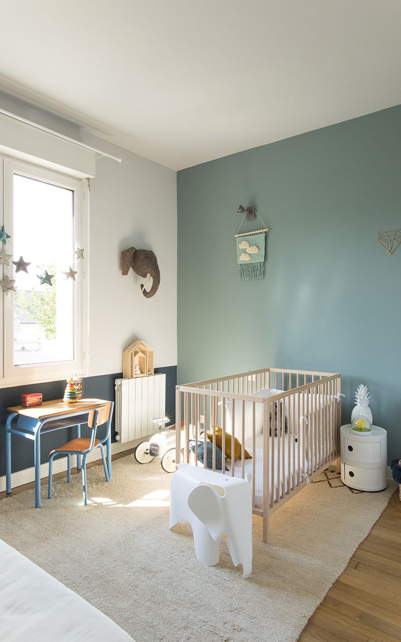 décoration vert céladon chambre bébé vert blanc lit - blog déco - clem around the corner