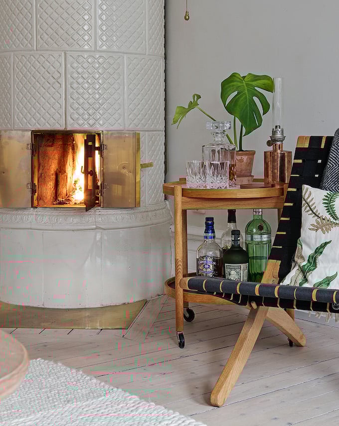 appartement suédois coin détente chaise feu - blog déco - clem around the corner
