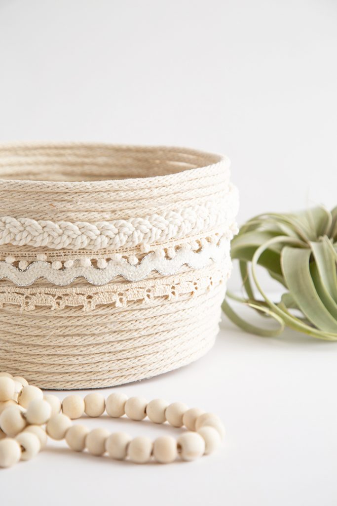 DIY slow living panier rangement Marie Kondo - blog déco - clem around the corner