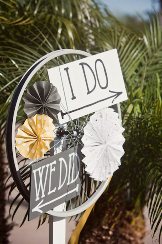 déco vélo mariage été soleil jaune noir - blog déco - clem around the corner