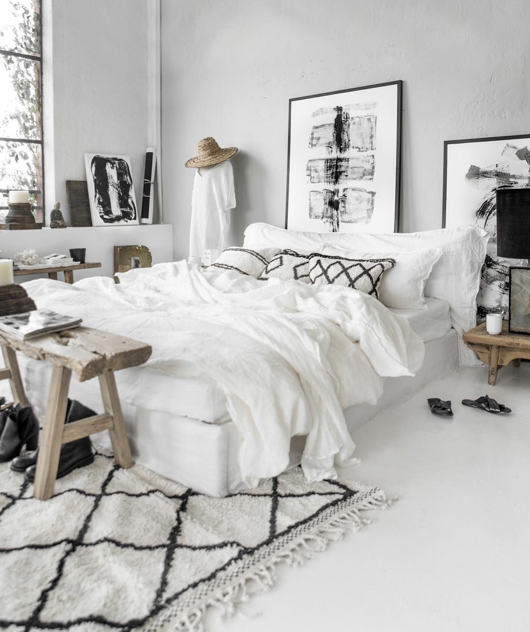 blog déco chambre blanche style scandinave banc bois rustique tapis berbère
