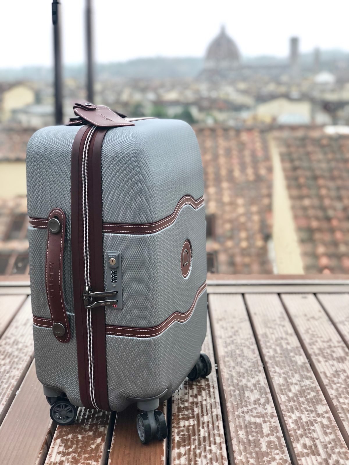 astuces voyage choisir valise cabine delsey chatelet avis test - blog deco - clem around the corner