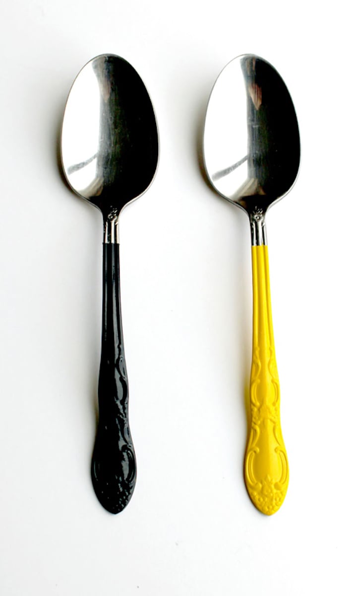 diy tuto avec du vernis à ongle noir jaune - blog deco - clemaroundthecorner