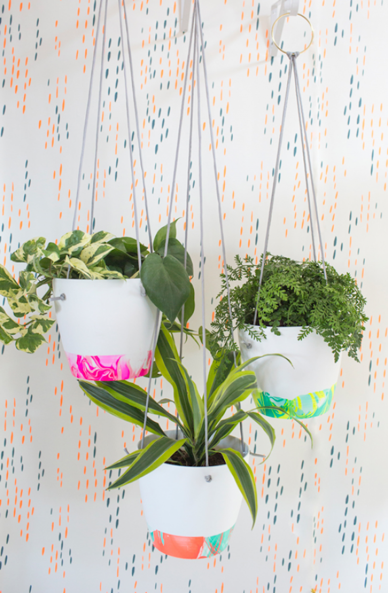 diy tuto avec du vernis à ongle pot de fleur plantes vertes déco décoration intérieure clematc