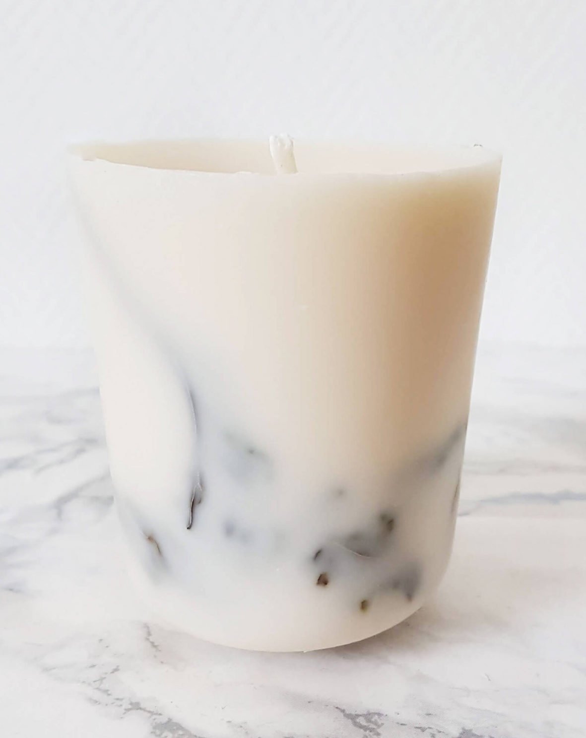 clemaroundthecorner bougie blanche marbre huile essentielle déco noël