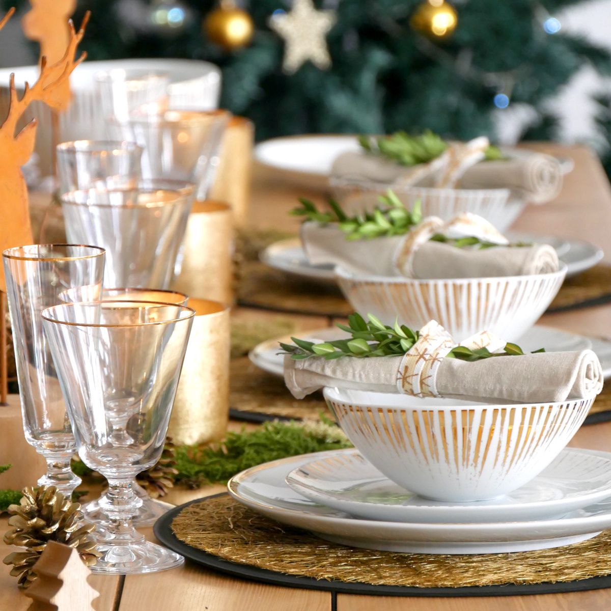 table fête noël nouvel an champêtre plante verte