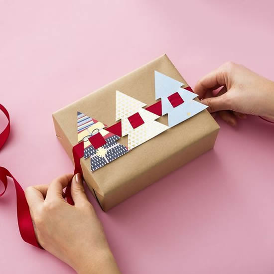 idée emballage cadeau noël scrapbooking sapin