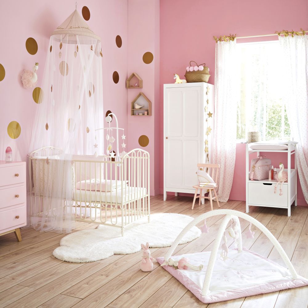 décoration chambre enfant fille rose blanc
