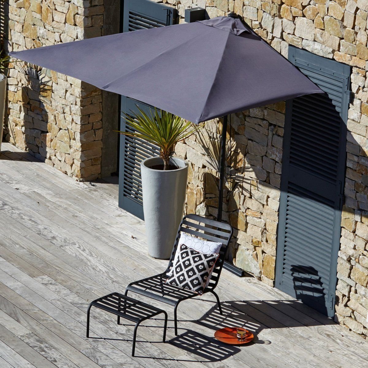 balcon filant demi parasol terrasse - blog déco - clemaroundthecorner