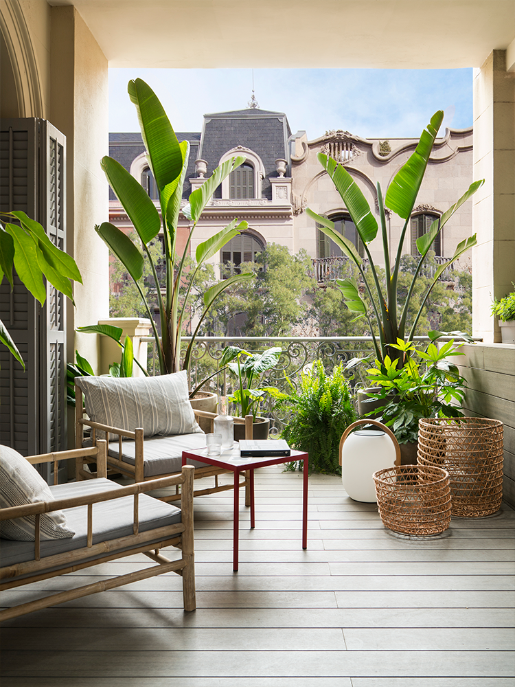maison à Barcelone terrasse carré aménagement idée déco ville clemaroundthecorner