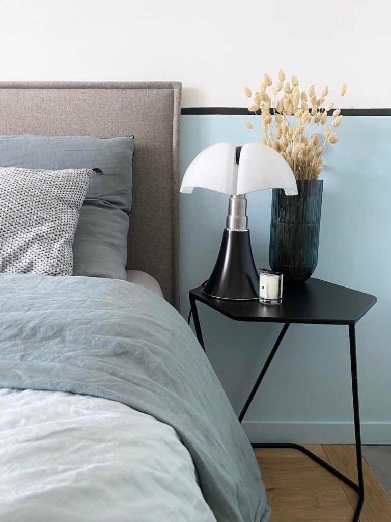 chambre bleue blanche grise tête de lit matelassée tediber avis incroyable