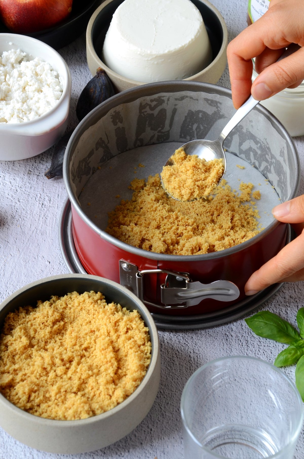 pâte à gâteau cheesecake fond tarte cracker brouillé façon crumble