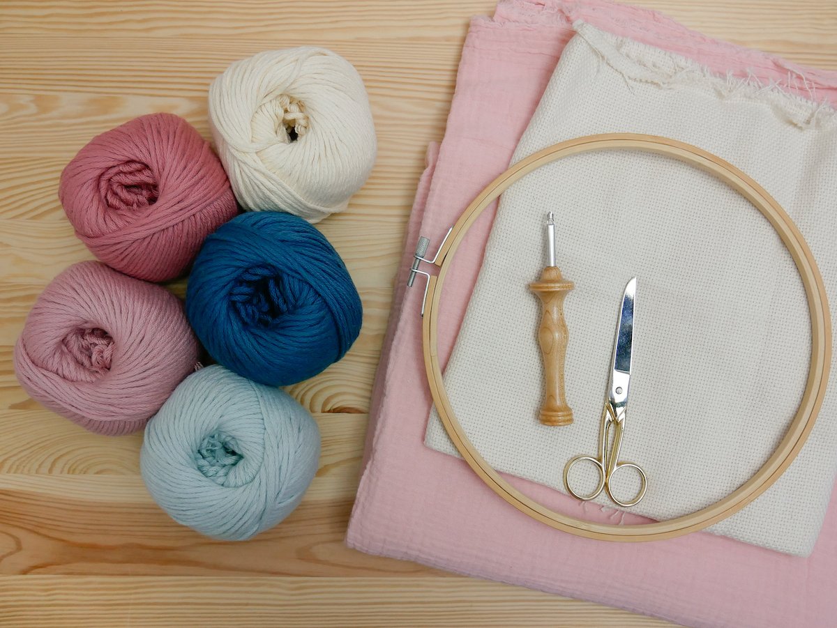 matériel nécessaire débuter broderie Punch Needle