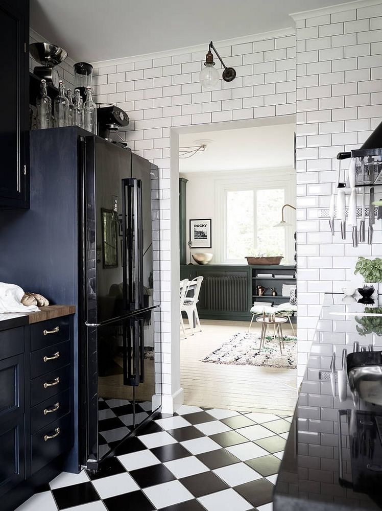 cuisine carrelage blanc sol damier deco interieure
