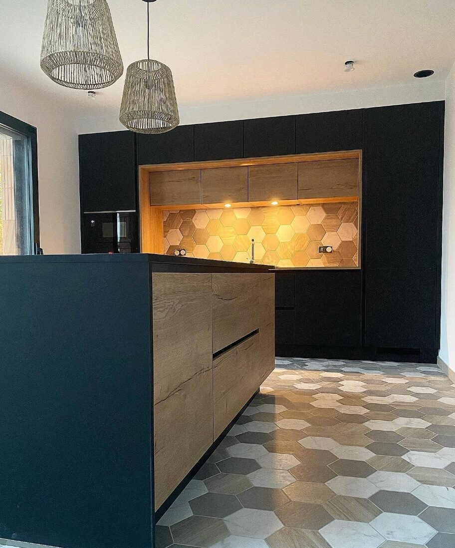 cuisine deco intérieure design contemporain ilot central noir