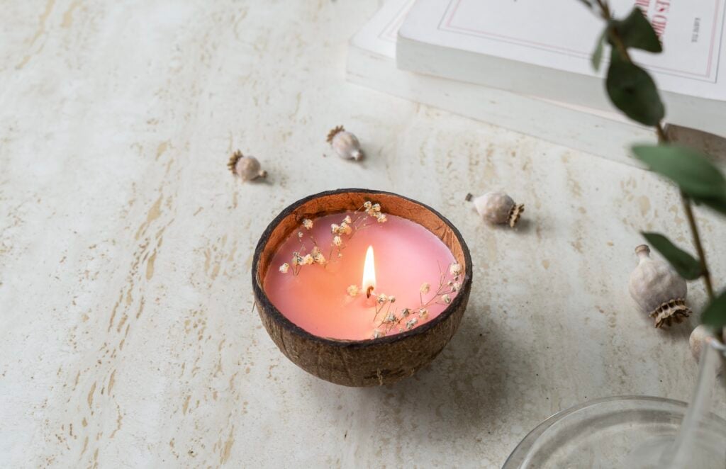 bougie dans noix de coco - blog diy déco