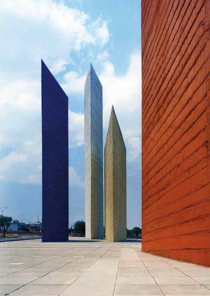 tour briques haute forme géométrique architecture sculpture contemporaine