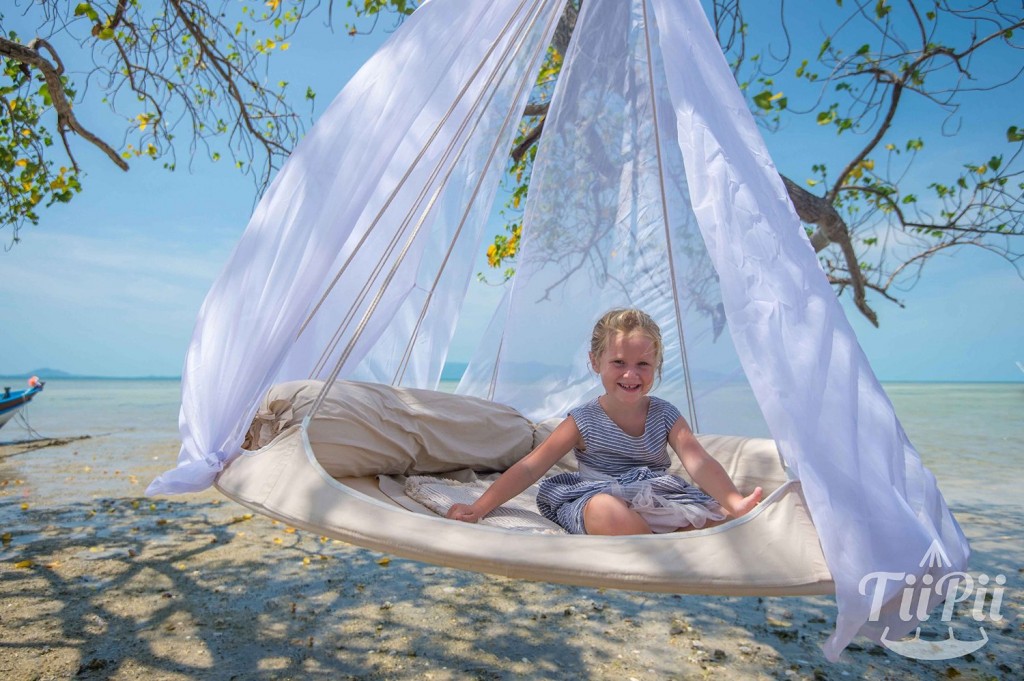 enfant mobilier d'extérieur lit hamac suspendu avec moustiquaire.